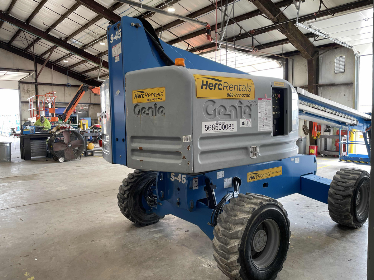 2018 Genie S-45-2