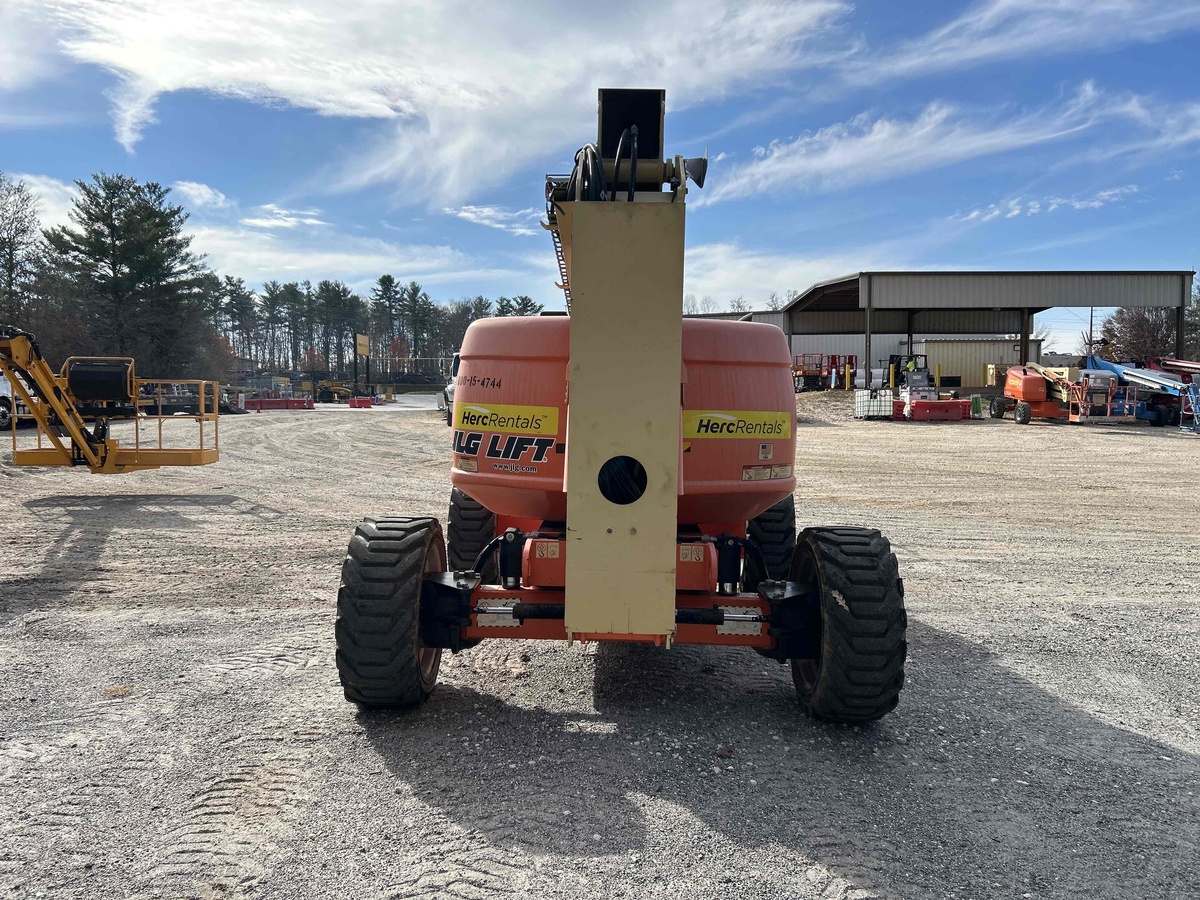 2017 JLG 600AJ-4