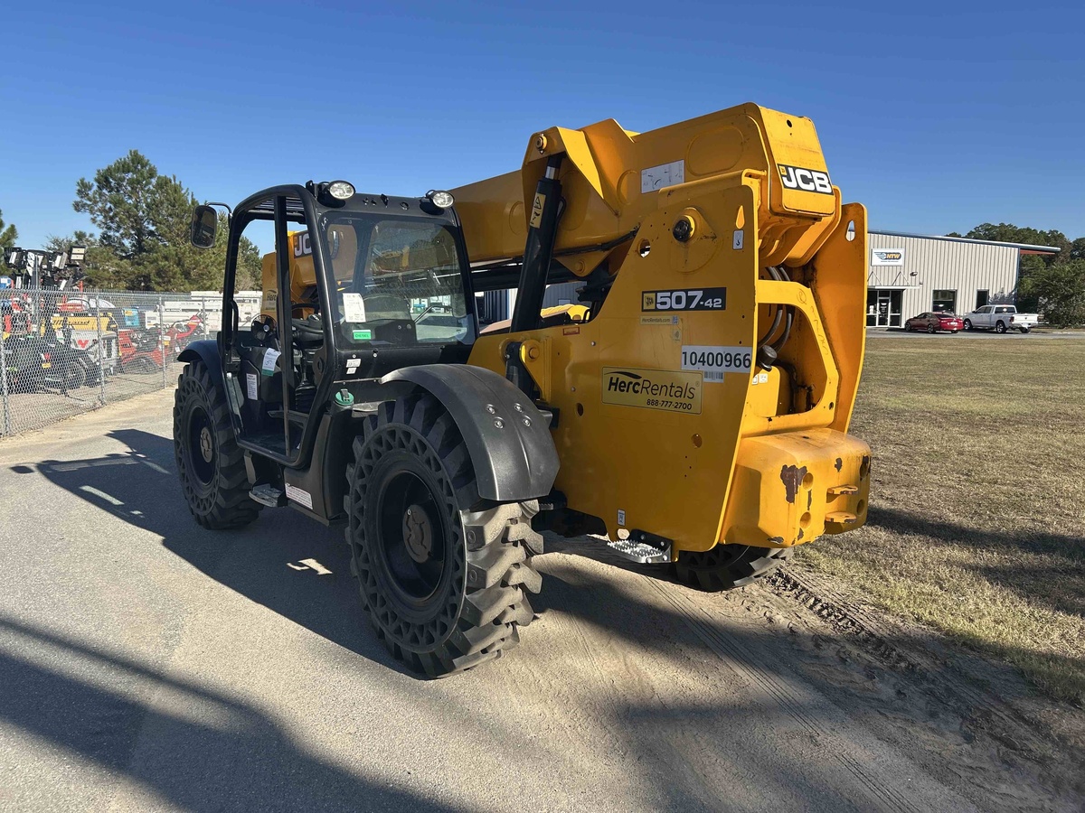 2023 JCB 507-42-3