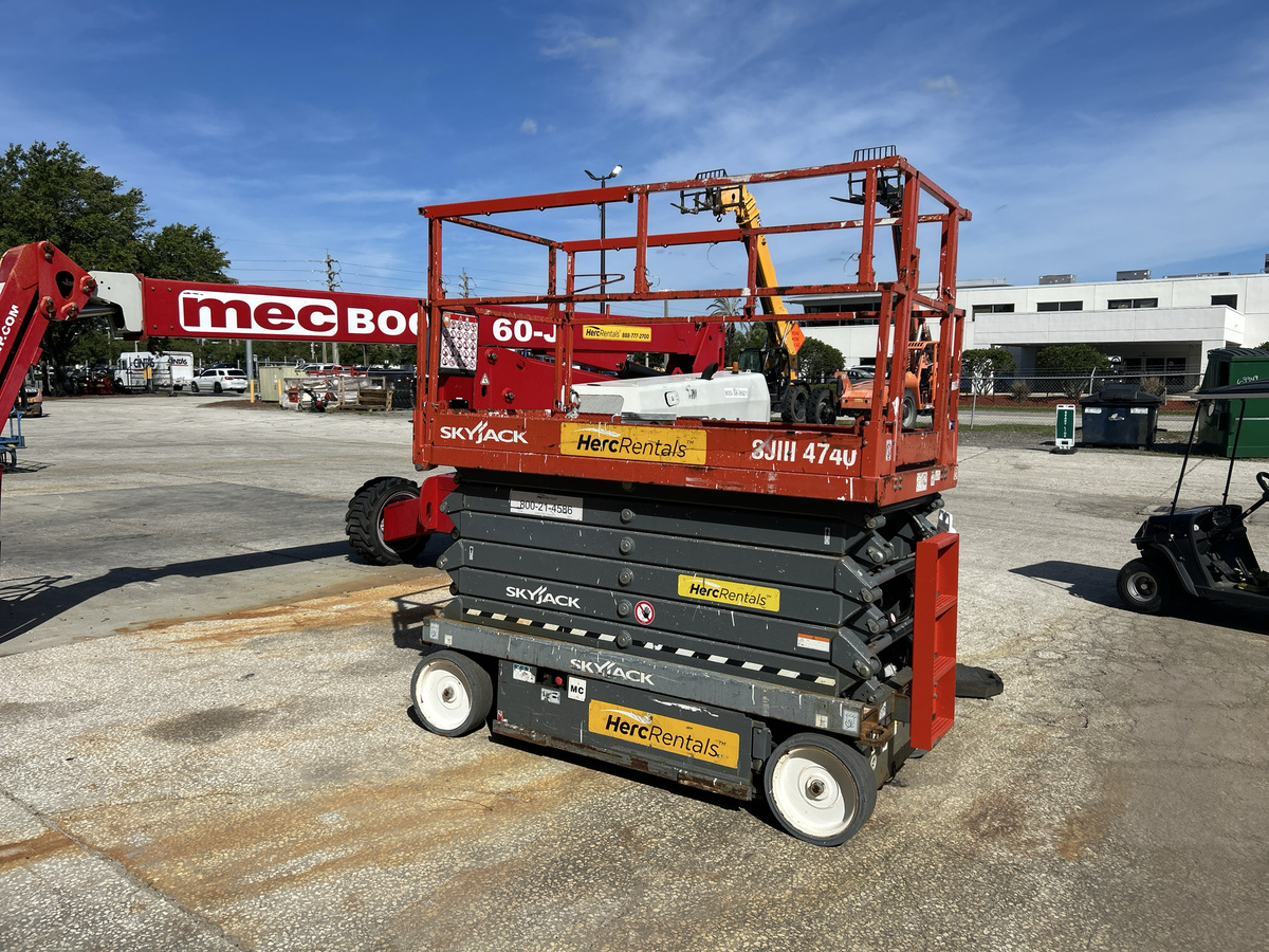 2018 Skyjack SJ4740-2