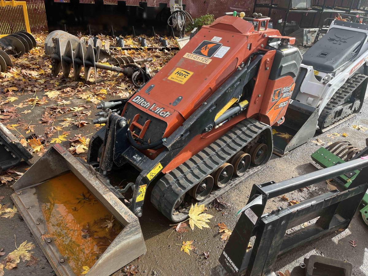 2020 Ditch Witch SK800
