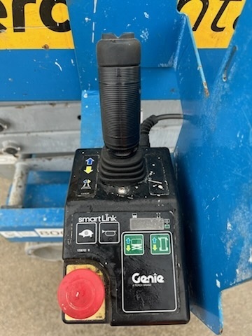 2016 Genie GS-3246-7