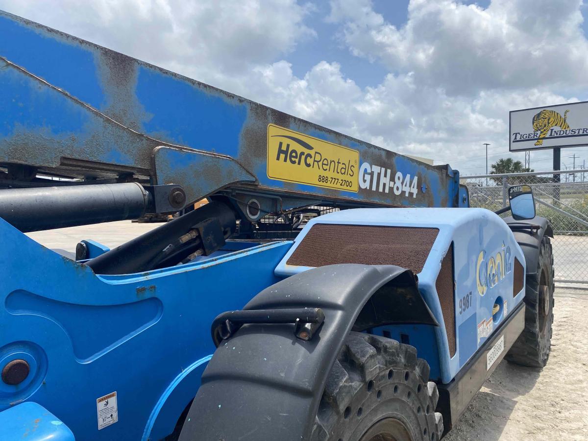 2019 Genie GTH 844