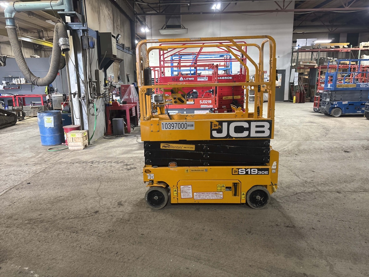 2022 JCB S1930E-4