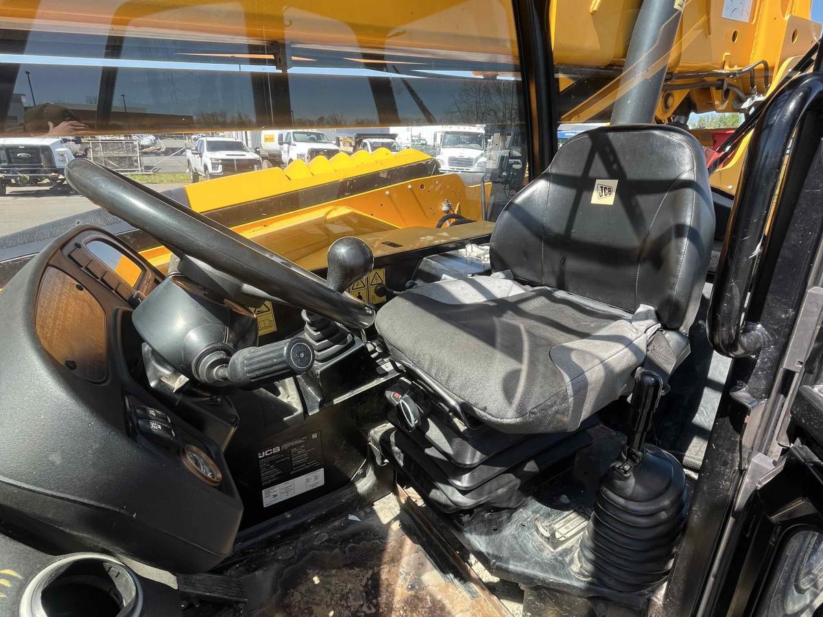 2020 JCB 512-56-8