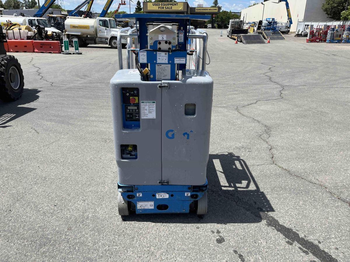2018 Genie GR-12-2