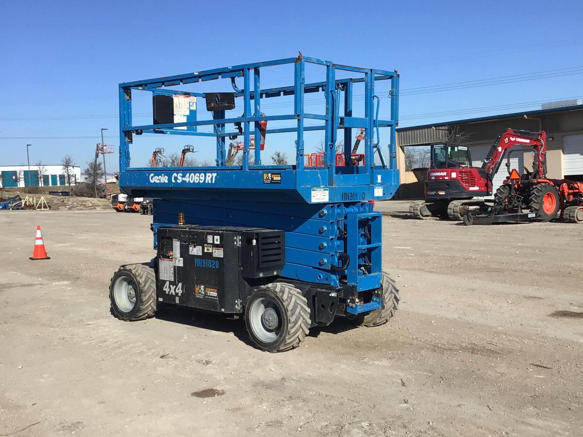 2016 Genie GS-4069 RT