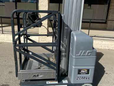 2020 JLG 20MVL