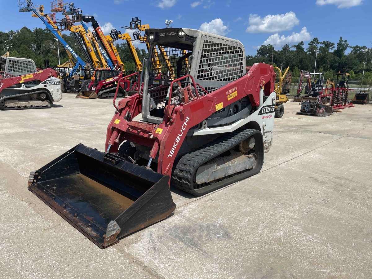 2020 Takeuchi TL10V2-2
