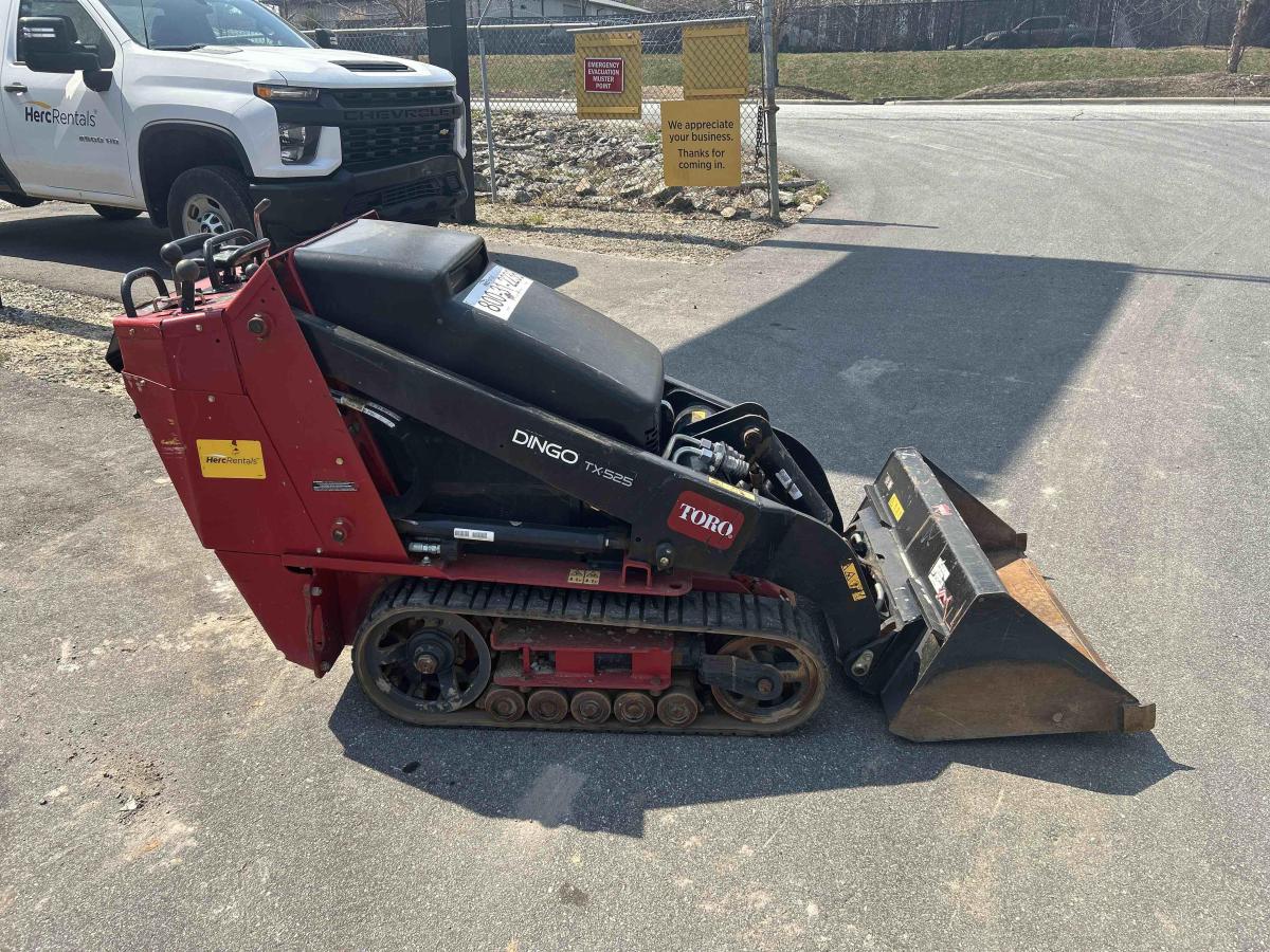 2021 Toro DINGO TX525N