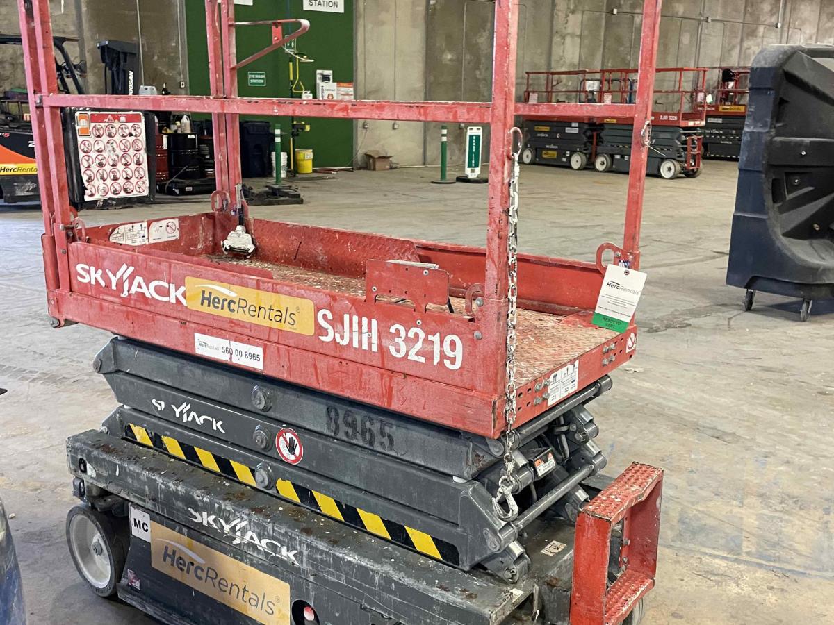 2017 Skyjack SJ3219