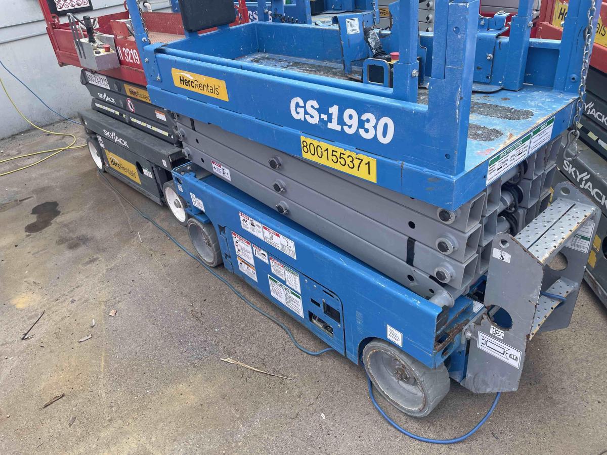 2017 Genie GS-1930