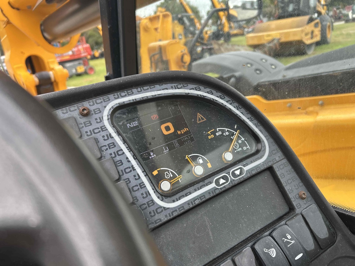 2023 JCB 510-56-7