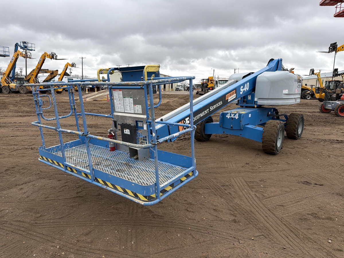 2018 Genie S-40-8