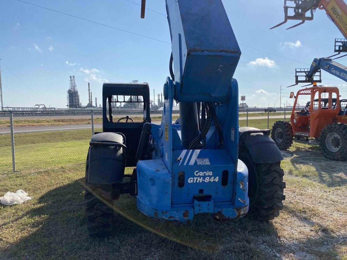 2016 Genie GTH 844