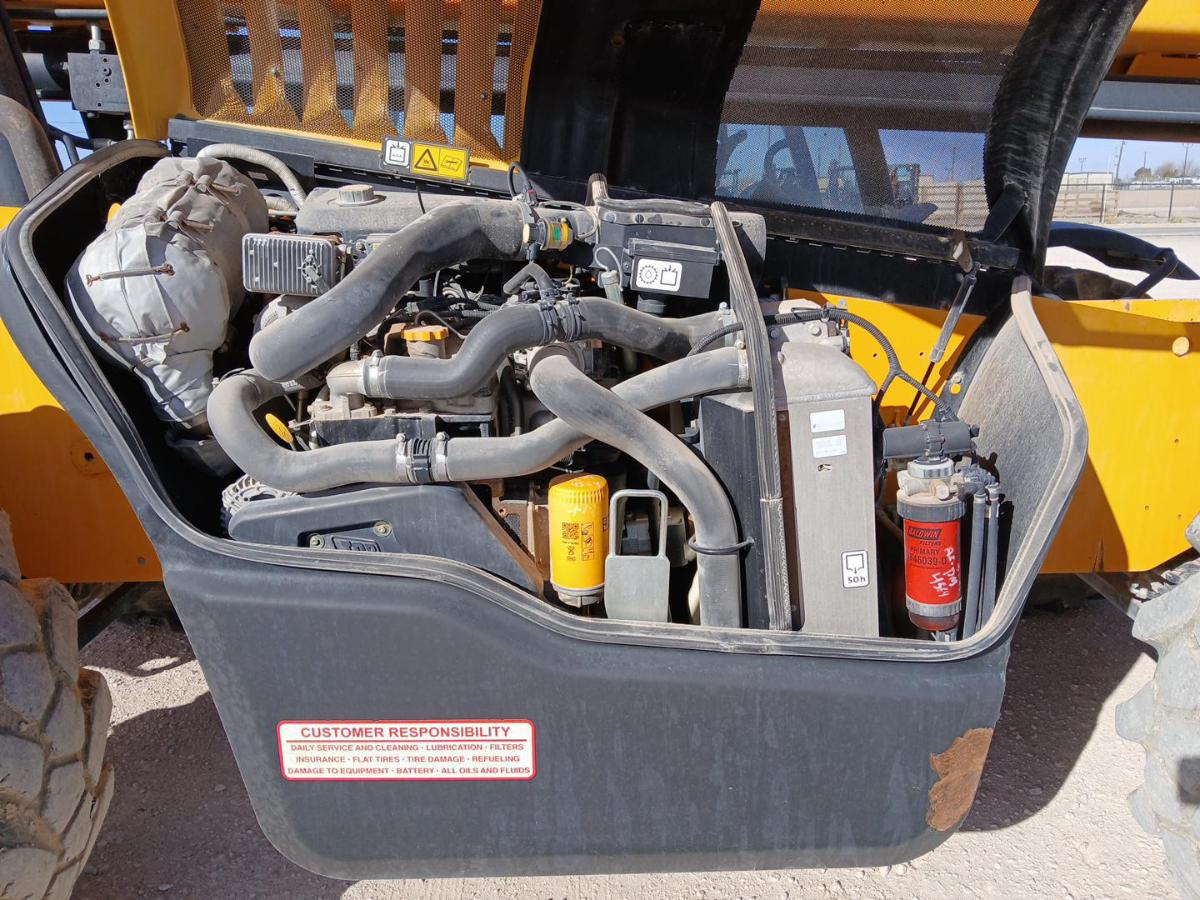 2017 JCB 510-56-7