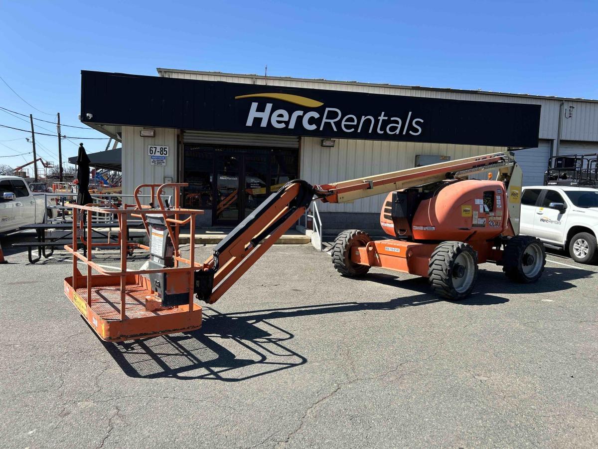 2016 JLG 600AJ