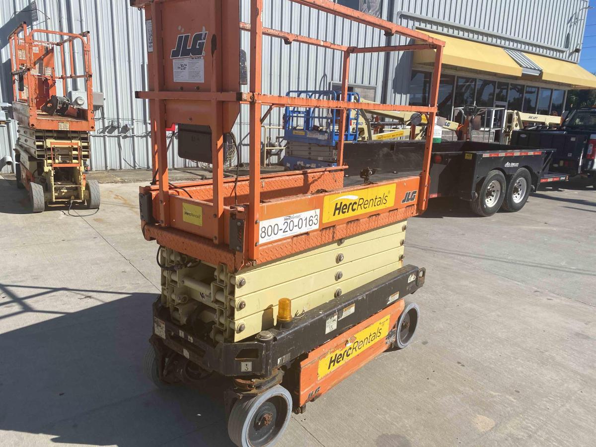 2018 JLG 1932R