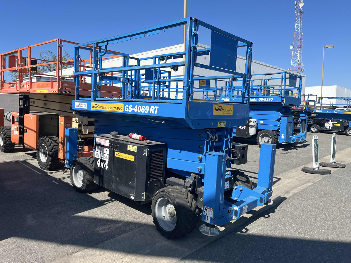 2018 Genie GS-4069 RT-4