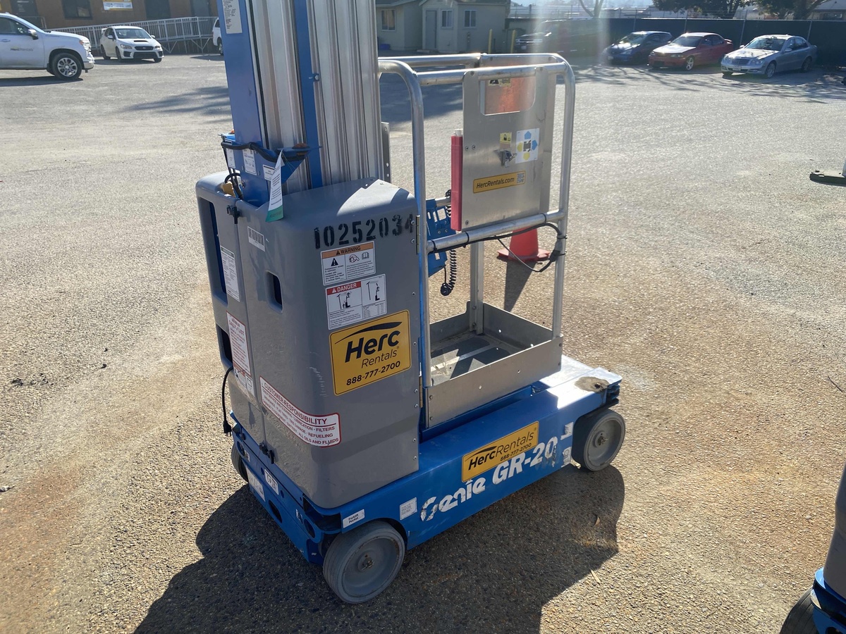 2018 Genie GR-20-4
