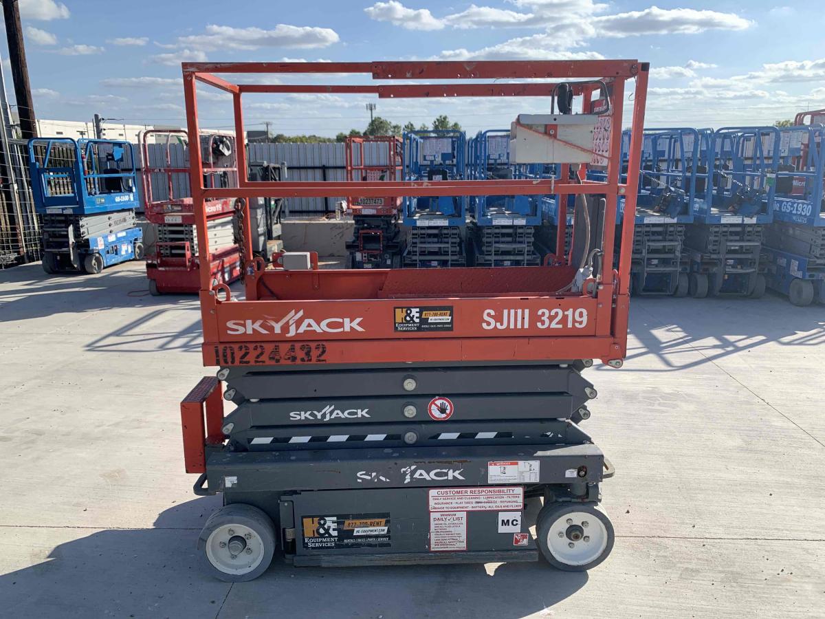 2017 Skyjack SJ3219-11