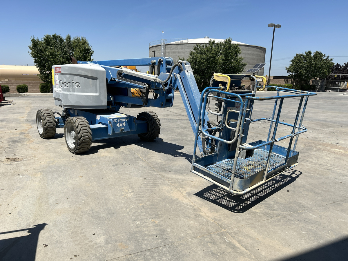 2018 Genie Z-45/25J RT-4
