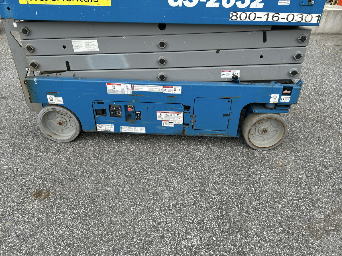 2017 Genie GS-2632-16
