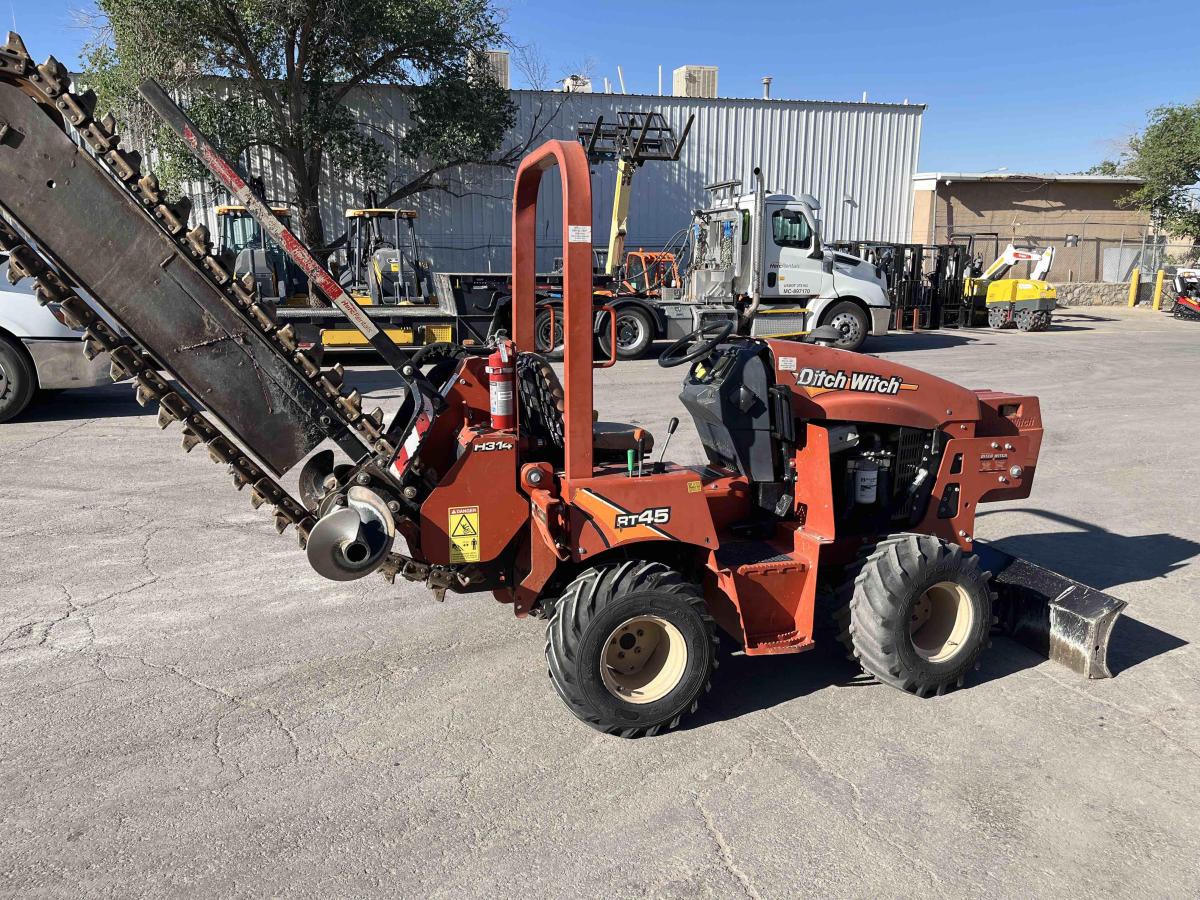 2018 Ditch Witch RT45