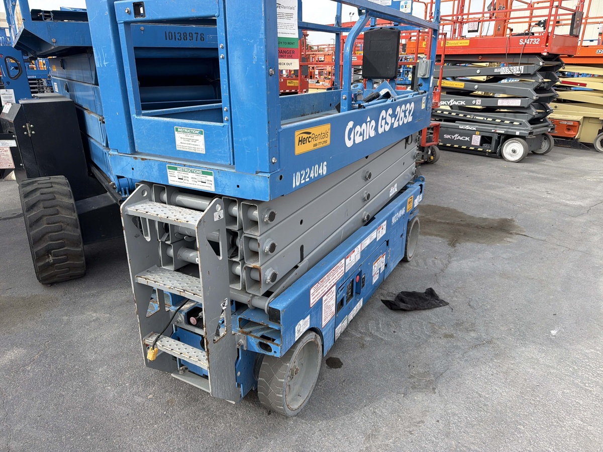 2017 Genie GS-2632