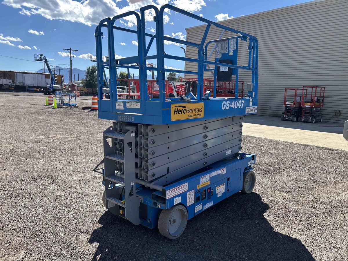 2017 Genie GS-4047-3