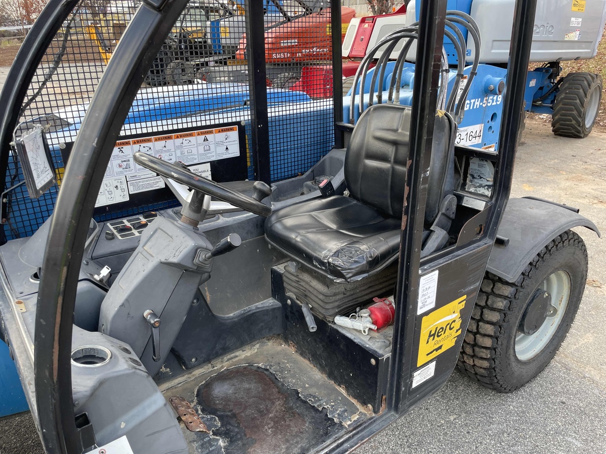 2018 Genie GTH-5519-7