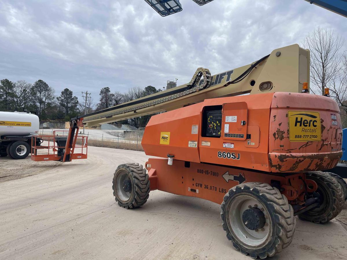 2017 JLG 860SJ