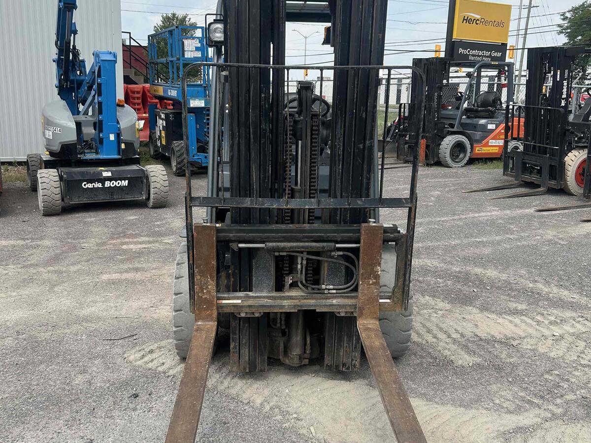 2020 Toyota 8FGU30-5