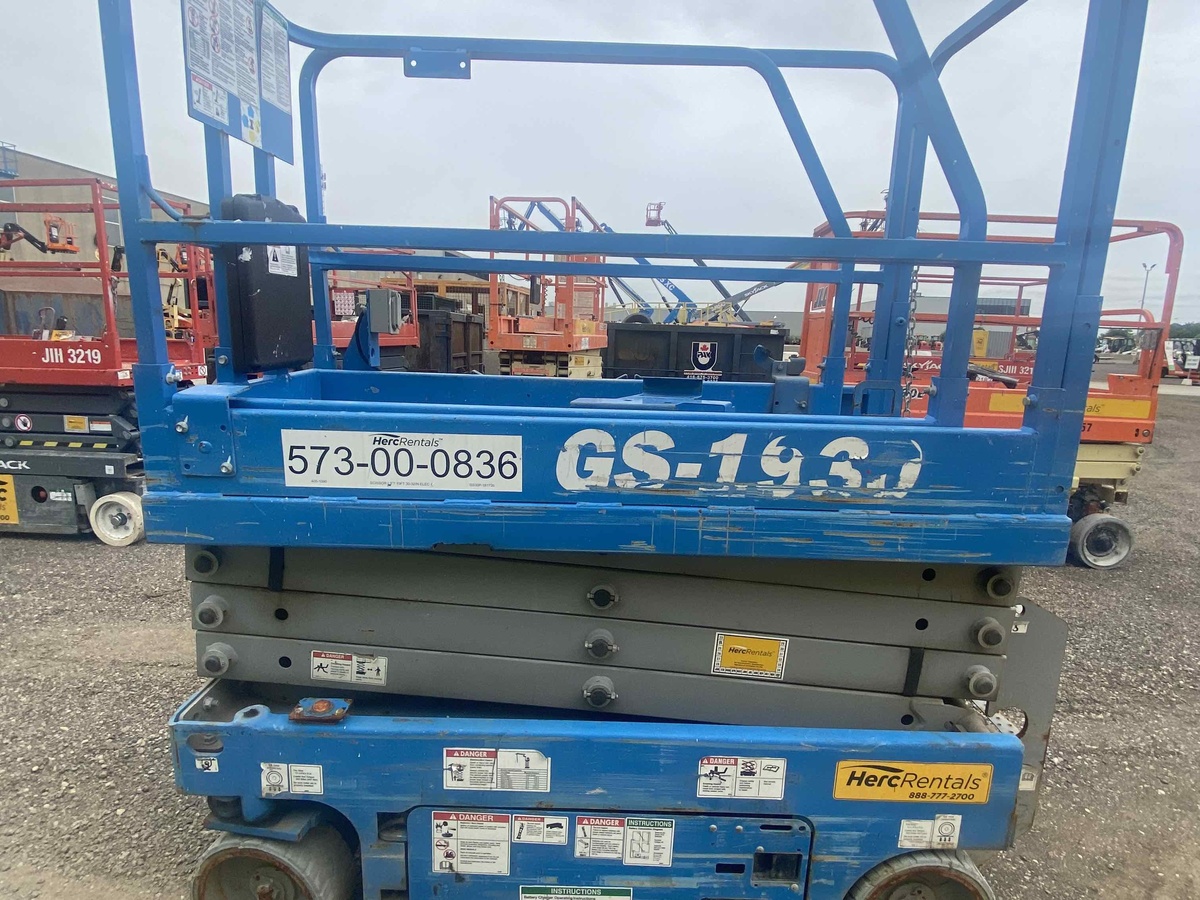 2018 Genie GS-1930-3
