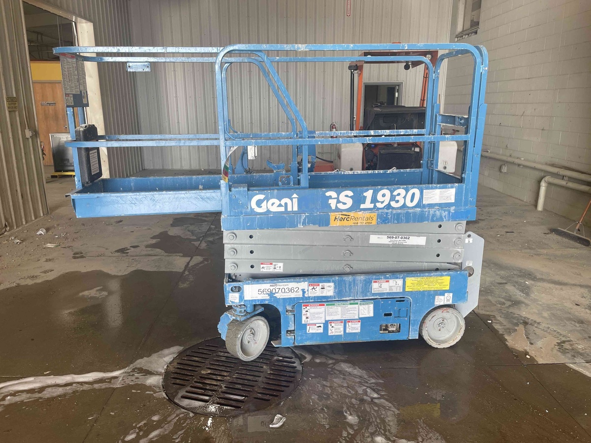 2017 Genie GS-1930-3