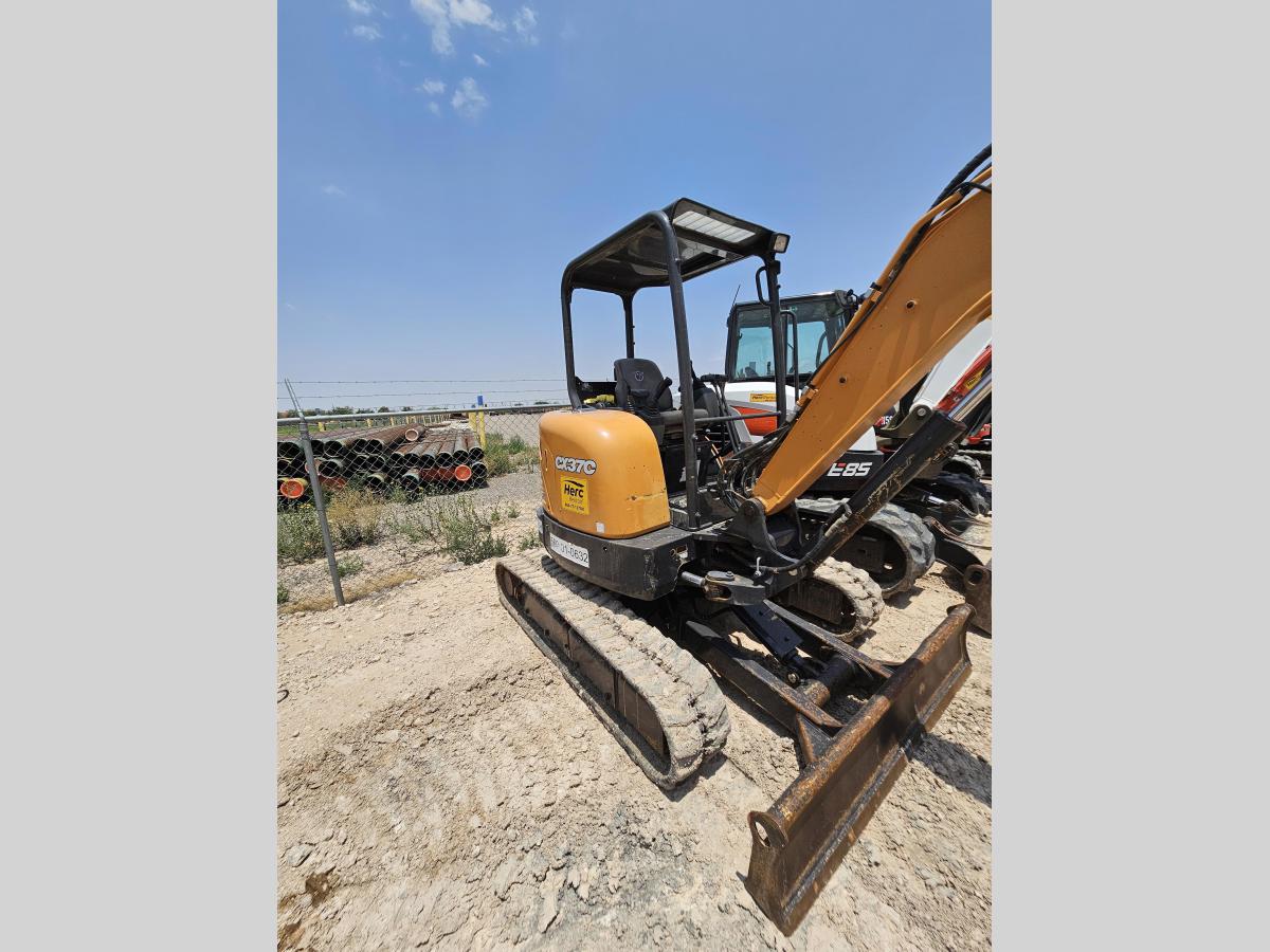 2019 Case CX37C