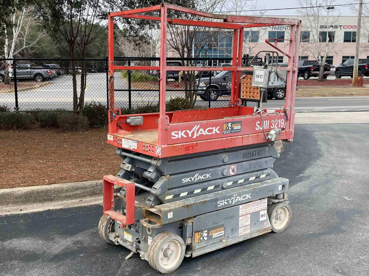 2017 Skyjack SJ3219-6