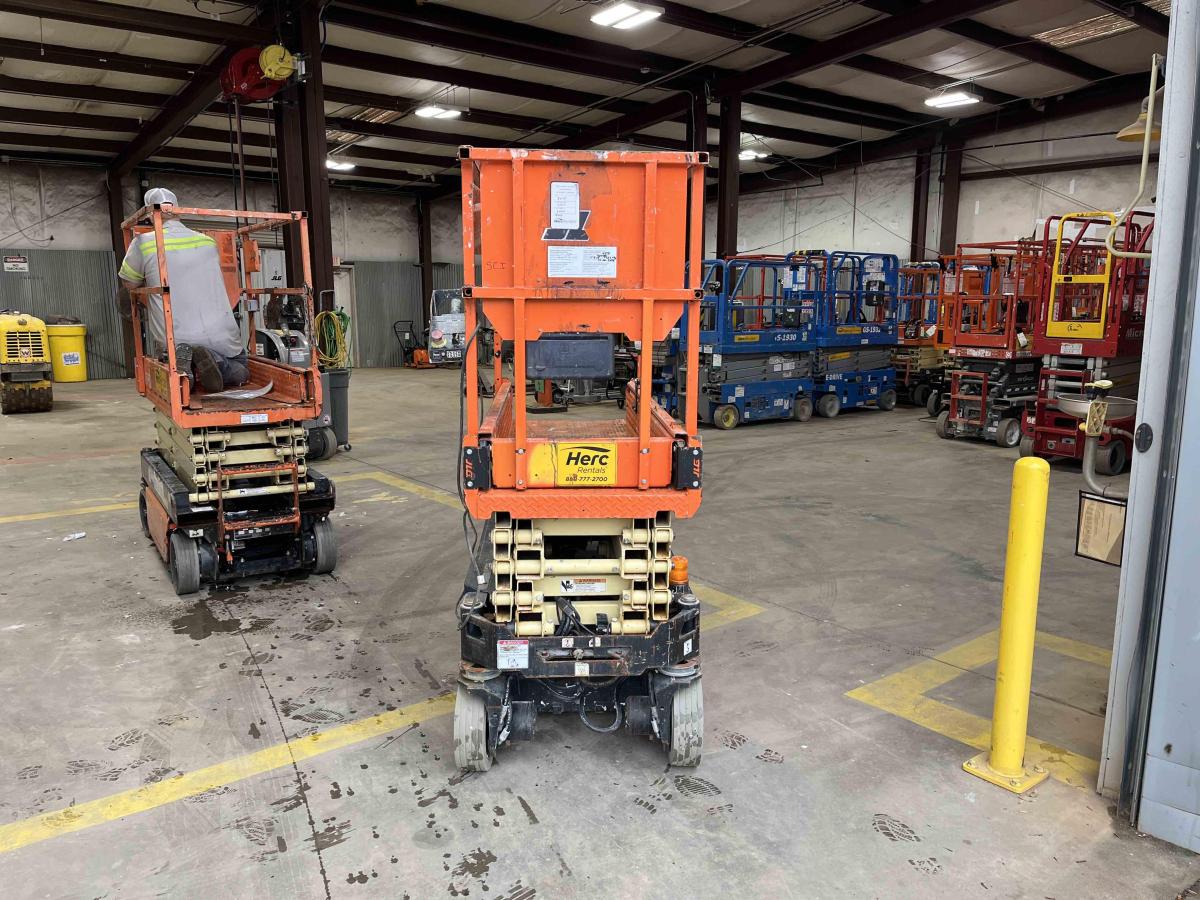 2018 JLG 1932R-7