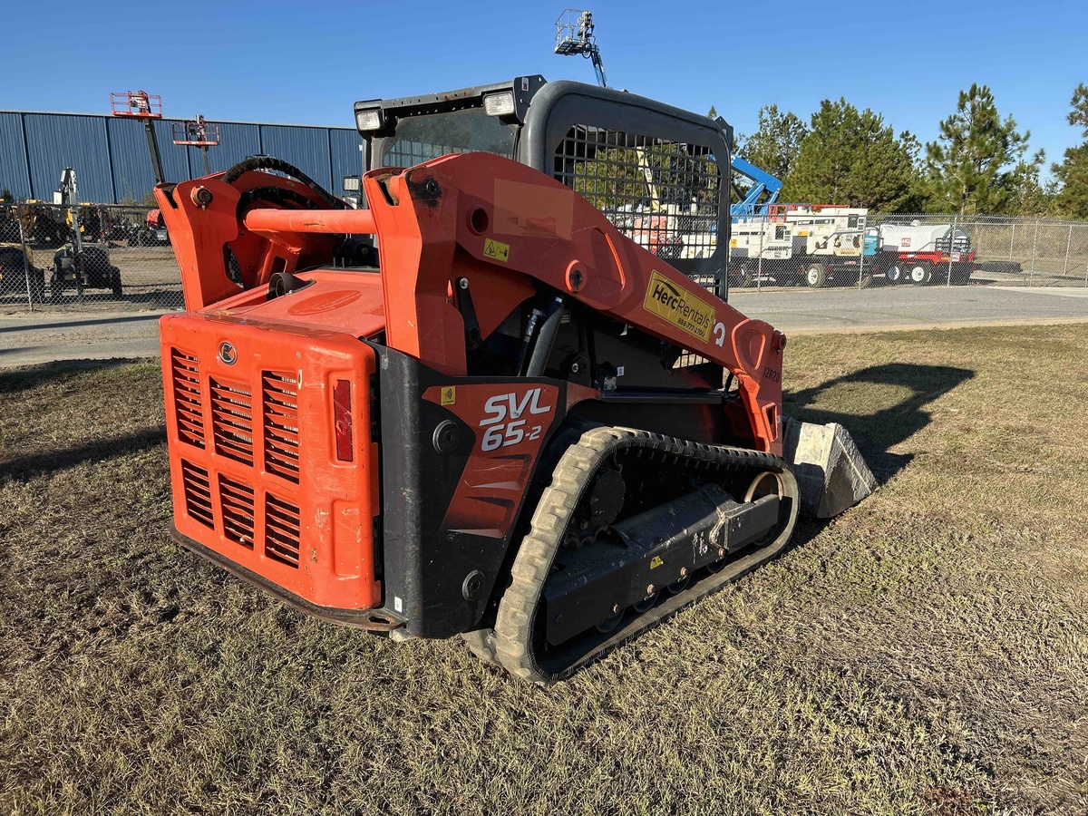 2021 Kubota SVL65-2-4