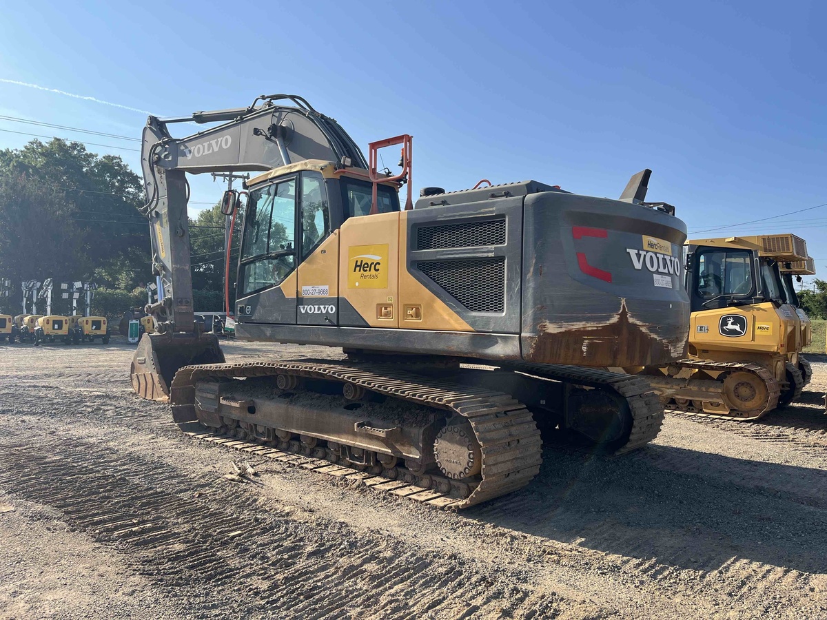 2019 Volvo EC300EL-4