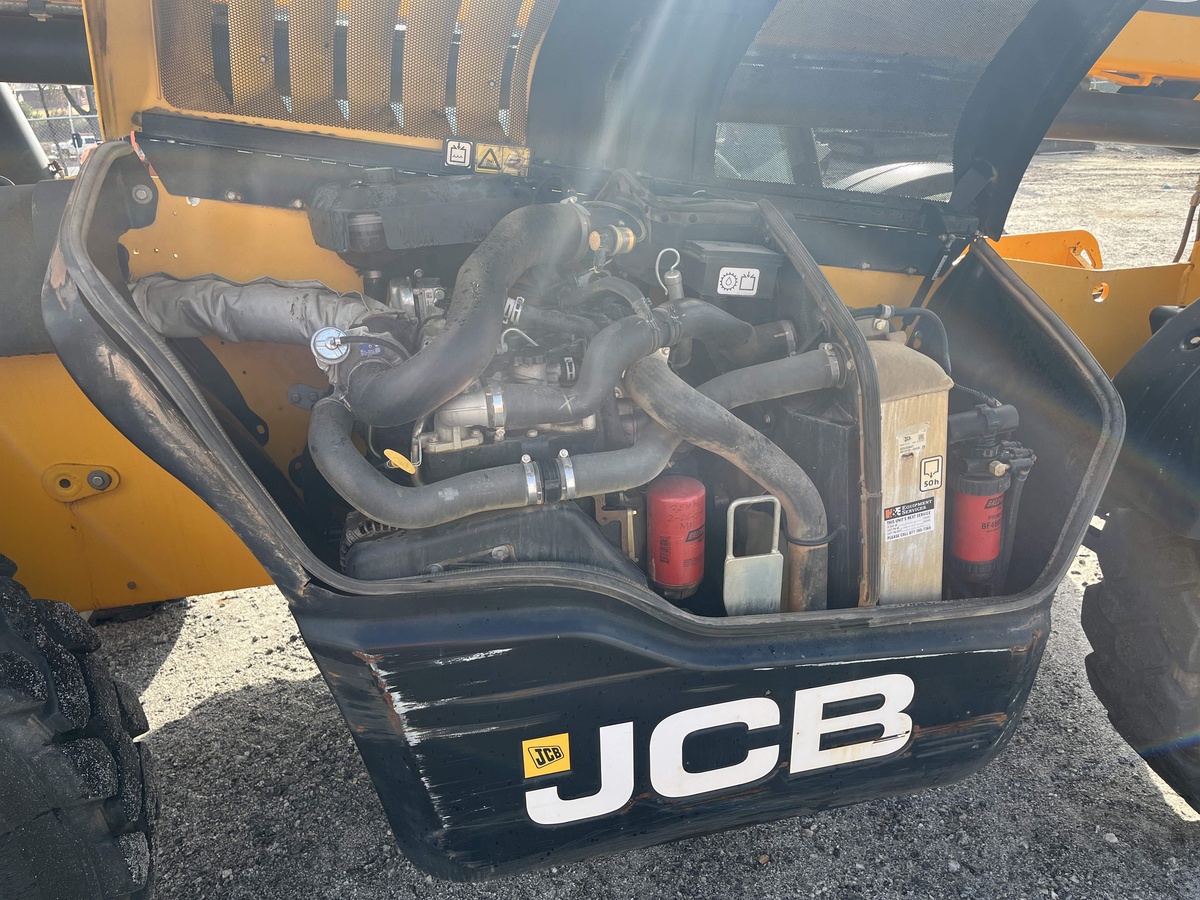 2021 JCB 509-42-10