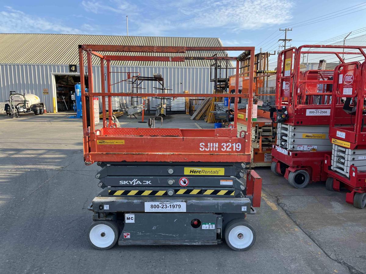 2018 Skyjack SJ3219-2