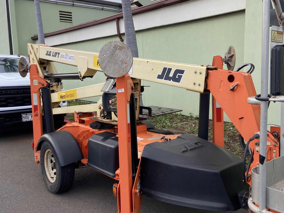 2019 JLG T350-5
