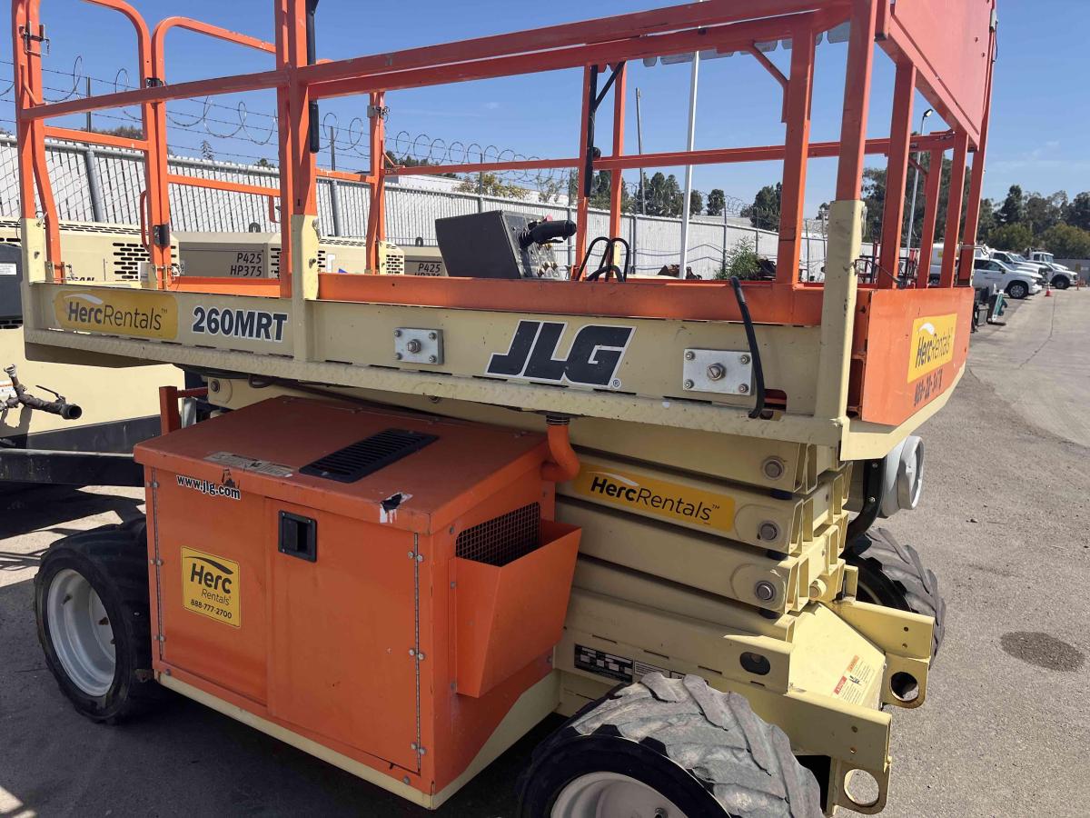 2018 JLG 260MRT