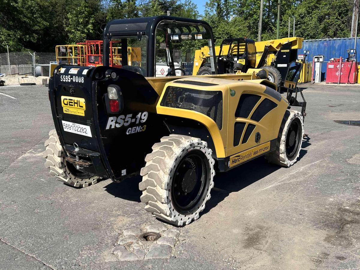 2019 Gehl RS5-19-3