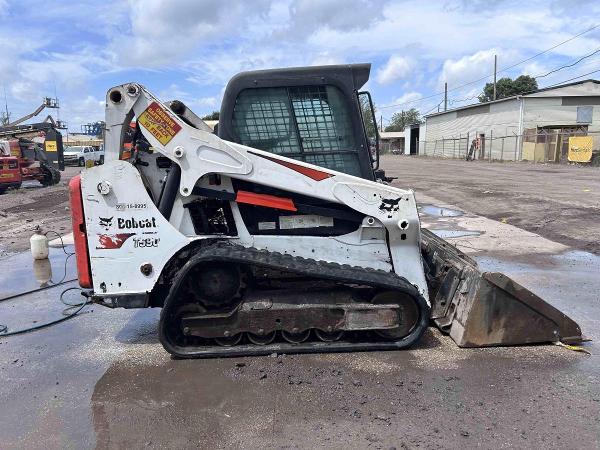 2017 Bobcat T590-4