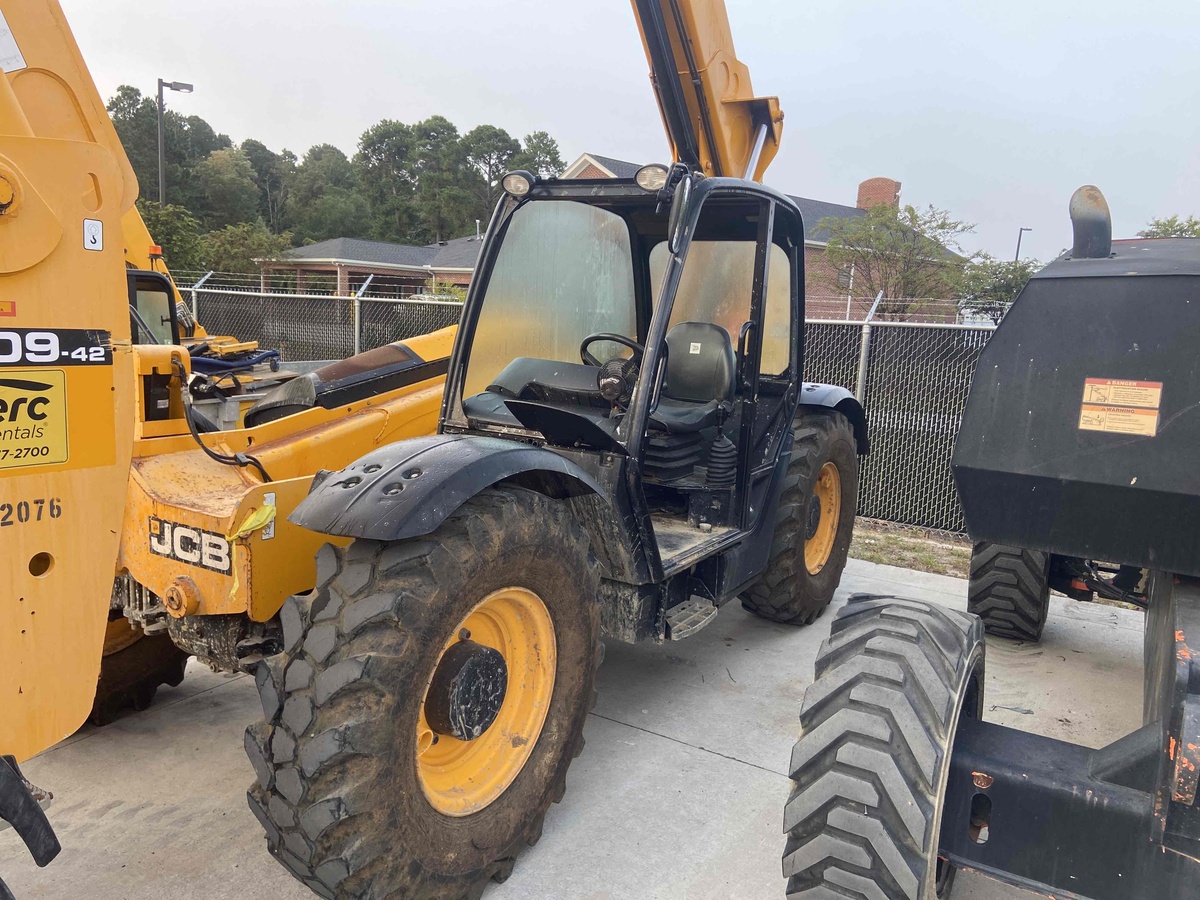 2018 JCB 509-42-1