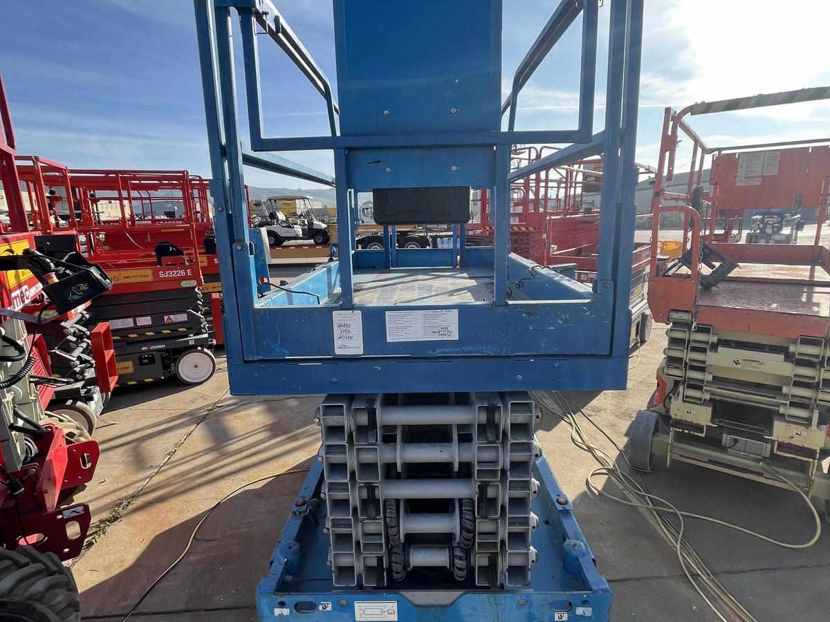 2016 Genie GS-4047-3