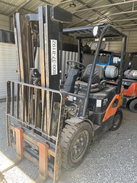 2022 Doosan G25E-1