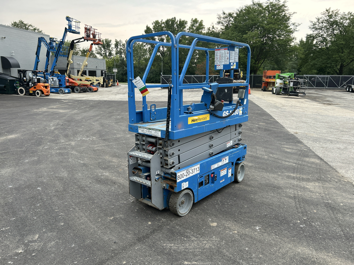 2018 Genie GS-1930